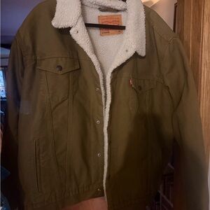 Levi's dark tan Sherpa-Lined Jacket GUC